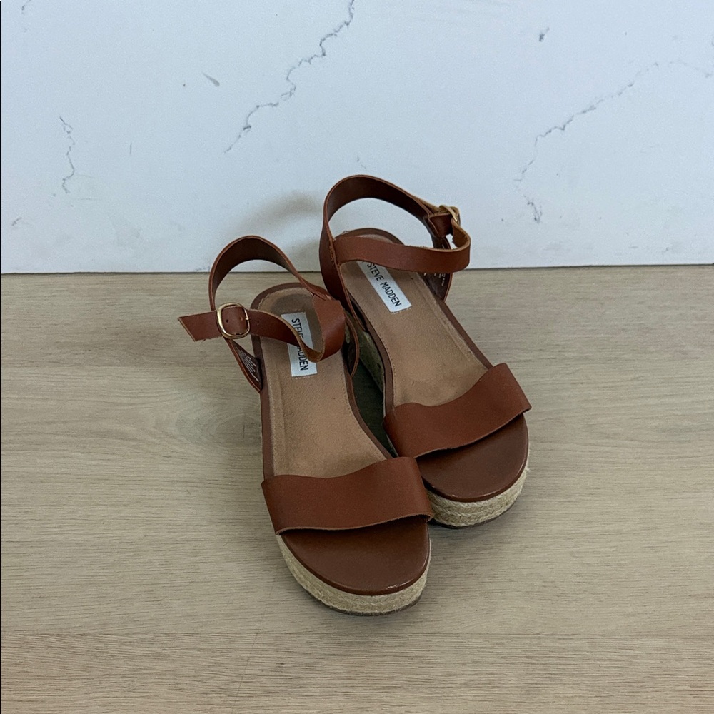 Steve Madden Tan Leather Wedges